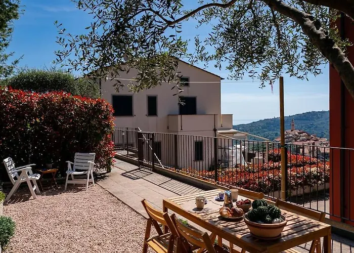 Liguria Sole Mare E Relax Civezza